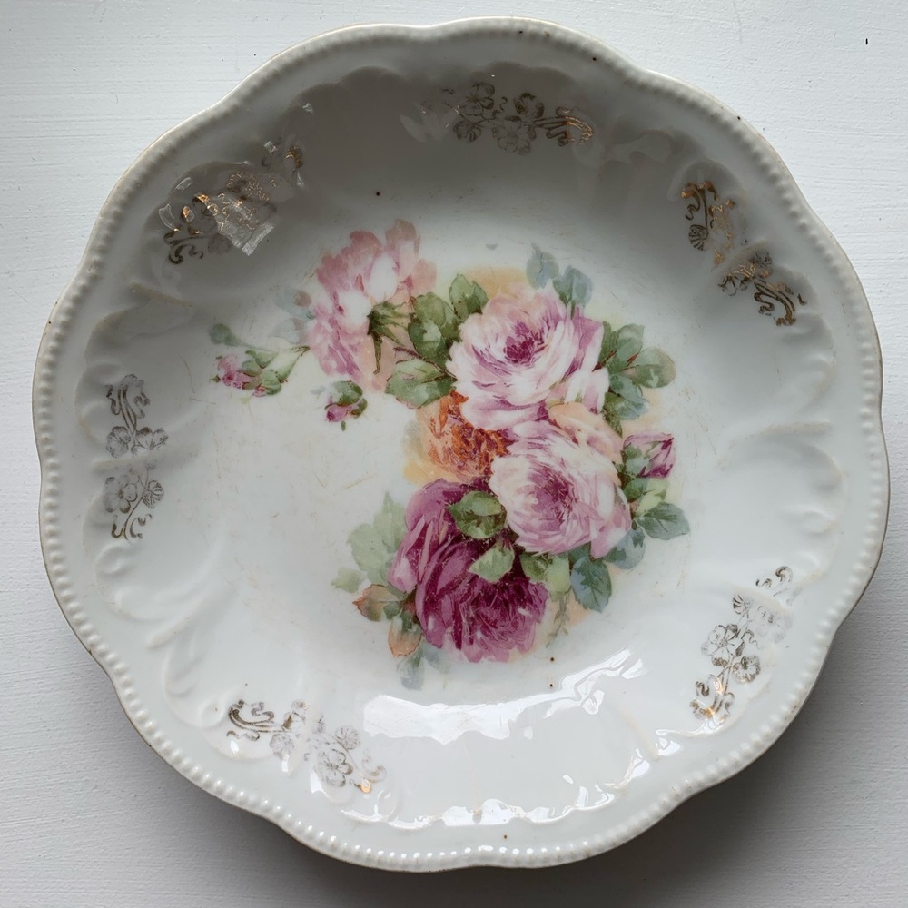 Vintage Floral Decorative Bowl with Accents